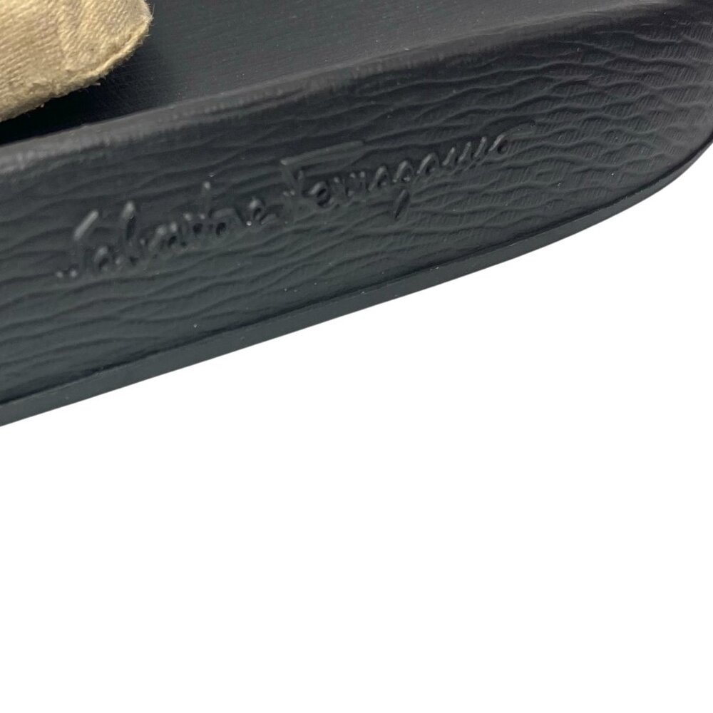 SALVATORE FERRAGAMO DASH Embossed Gancini Slides Flip Flops Sandals Mens 12 M - Picture 6 of 10